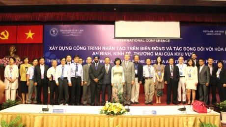 Hội thảo về tác động tiêu cực của việc xây dựng công trình nhân tạo  trên Biển Đông - ảnh 2